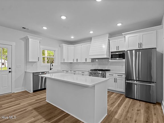 3rd image of 509 Leatherwood Drive NW
