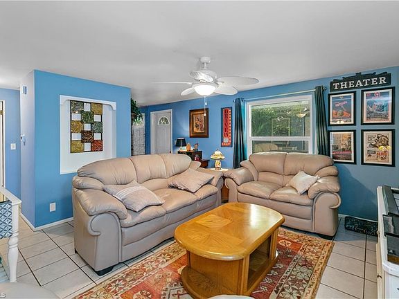 3rd image of 1331 SE 24th St