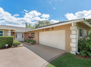 11128 Springwood Pl, Wellington, FL 33414