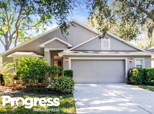 812 Straw Lake Dr, Brandon, FL 33510