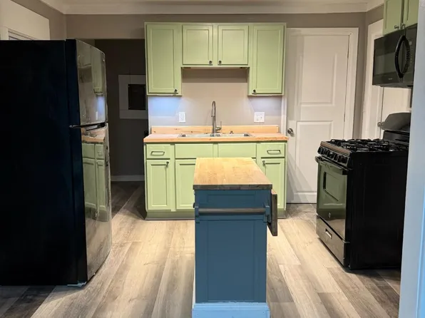 503 Maple Ave, La Porte, IN 46350