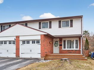 804 Grouse Cres, Kingston, ON K7P 1A2