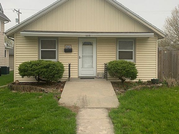 2nd image of 605 N D St