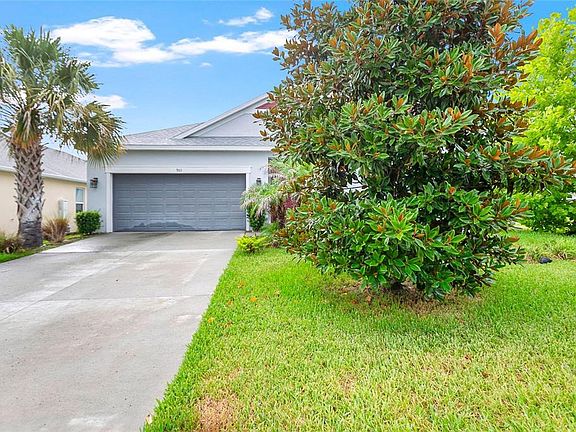 2nd image of 901 Sabal Breeze Ln