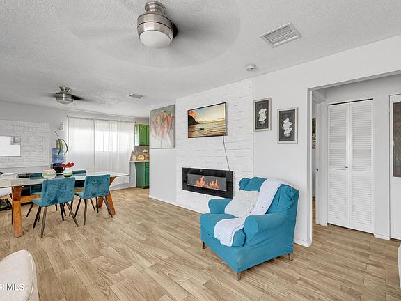 3rd image of 312 Kelvin Ave