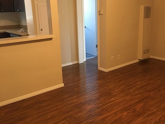 4th image of 13000 Valleyheart Dr APT 07
