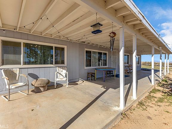 3rd image of 1998 Cambria Rd