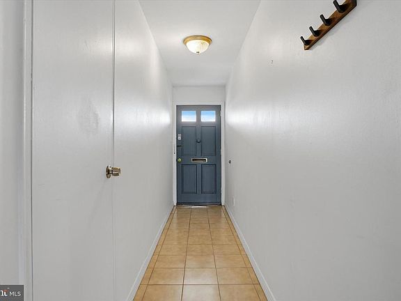 2nd image of 2 Belfast Dr