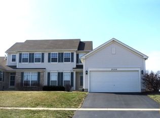 25250 Shady Glen Dr, Channahon, IL 60410