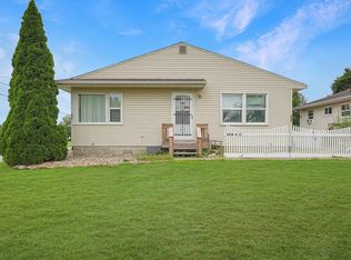 2007-2009 Burton Ave, Waterloo, IA 50703