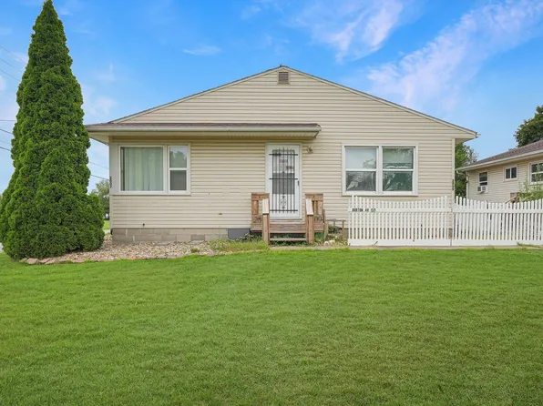 2007-2009 Burton Ave, Waterloo, IA 50703