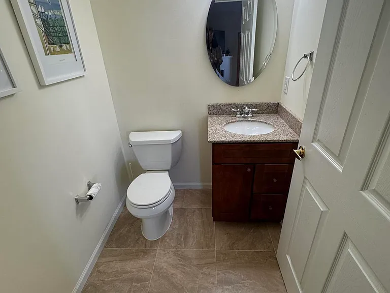 2511 Huntscroft Ln #303 — Photo 16