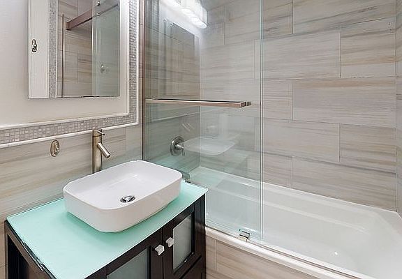 5th image of 3 Fordham Hill Oval APT 12C