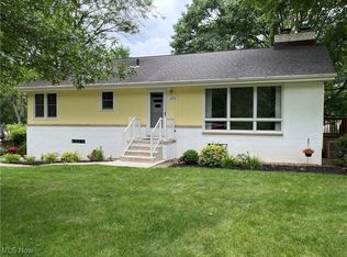 3252 Stanley Rd, Akron, OH 44333