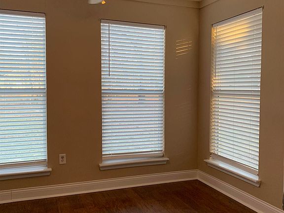 5th image of 411 Cimarron Trl