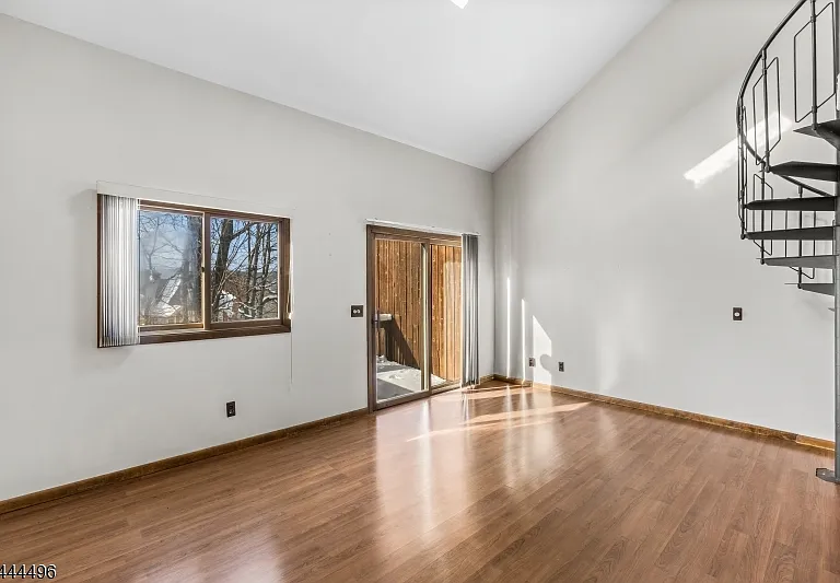 2 Squaw Valley Ct #6 — Photo 7
