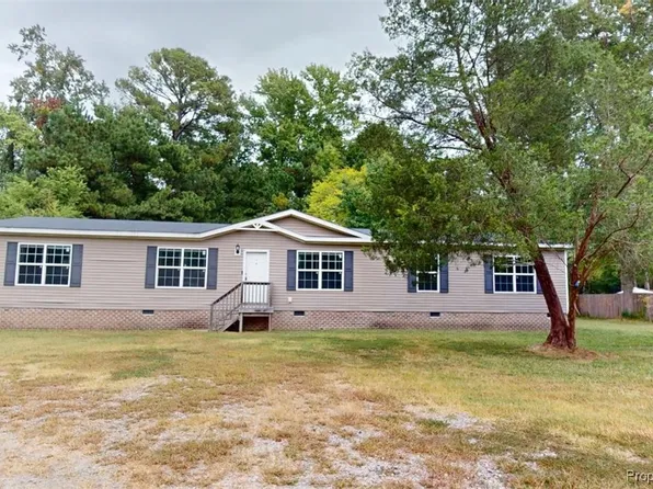 12293 Smiths Neck Rd, Carrollton, VA 23314
