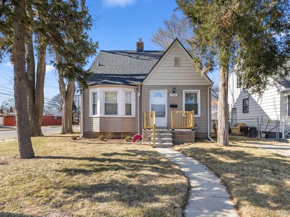 1340 Ethel Ave, Lincoln Park, MI 48146