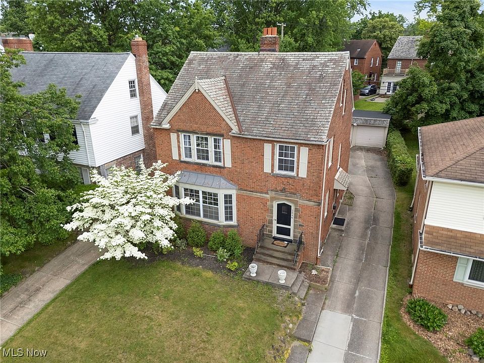 3846 Washington Blvd, University Heights, OH 44118 | Zillow