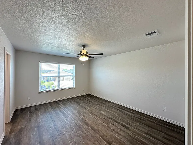 226B Dolphin Dr — Photo 18