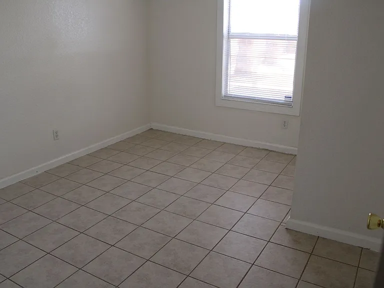11980 Royal Woods Dr — Photo 11