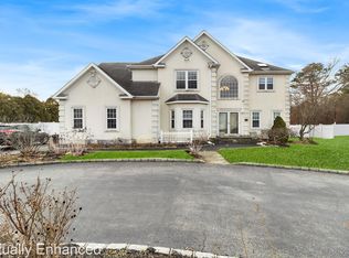 51 Jordan Drive, Medford, NY 11763