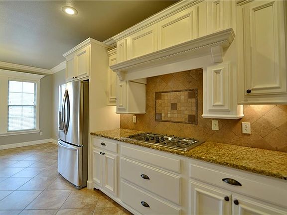 5th image of 4214 W Willowbend Dr