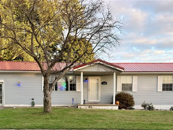 158 Cedar Dr, Mineral Wells, WV 26150