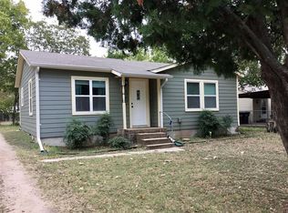 1210 N Rusk St, Weatherford, TX 76086