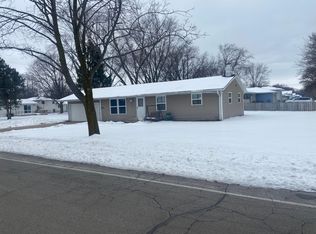 2010 Orrie Ln, Green Bay, WI 54304