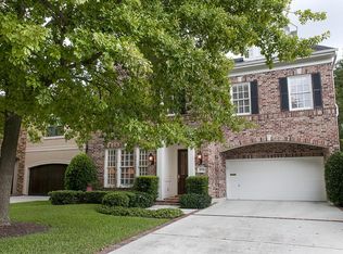 3210 Robinhood St, Houston, TX 77005