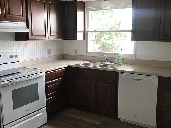 5th image of 1765 Tanglewood Dr