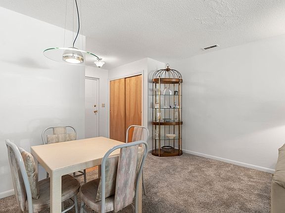 5th image of 20 Brian Dr APT A