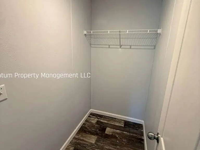 7086 Hilton Dr — Photo 10