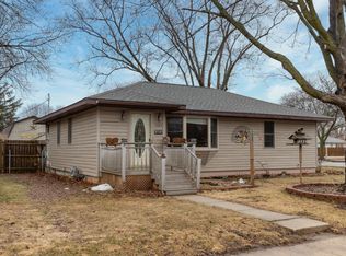 1502 4th Ave NE, Rochester, MN 55906