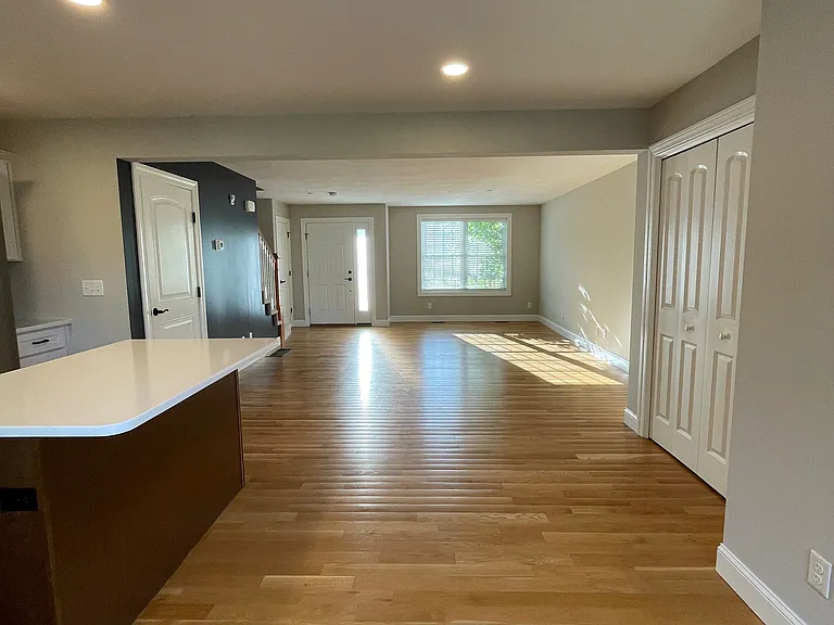30 Brook St #5 — Photo 18