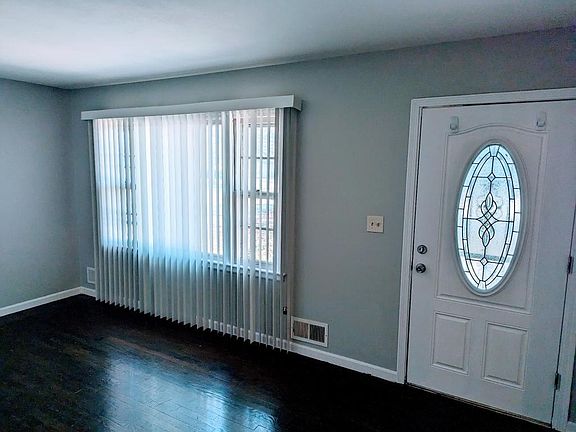 2nd image of 10007 Wheeling Ave