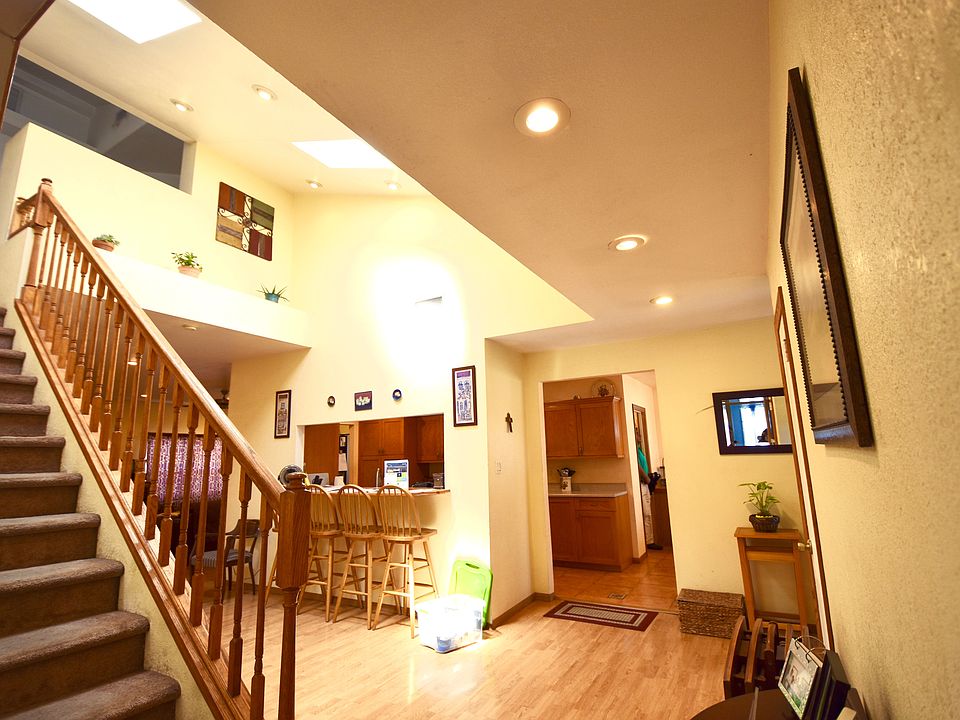 1st image of 10414 Somerset Blvd