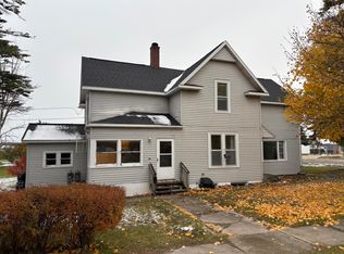 186 E Ontario St, Rogers City, MI 49779