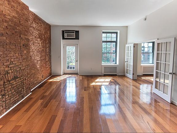 4th image of 217 W 14th St APT 3F