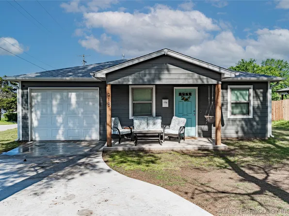 918 S Poplar St, Bristow, OK 74010