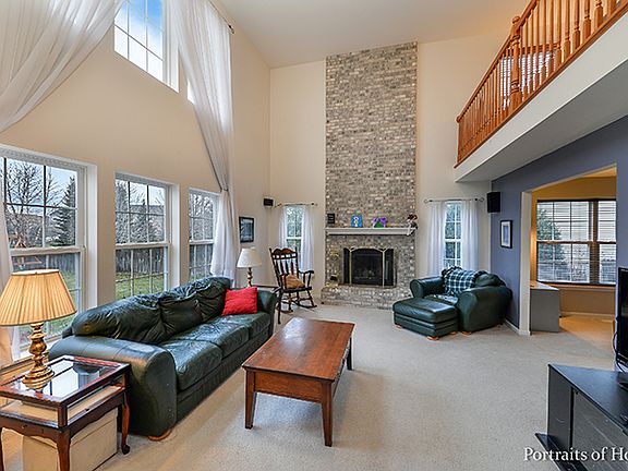 5th image of 646 Kelley Dr