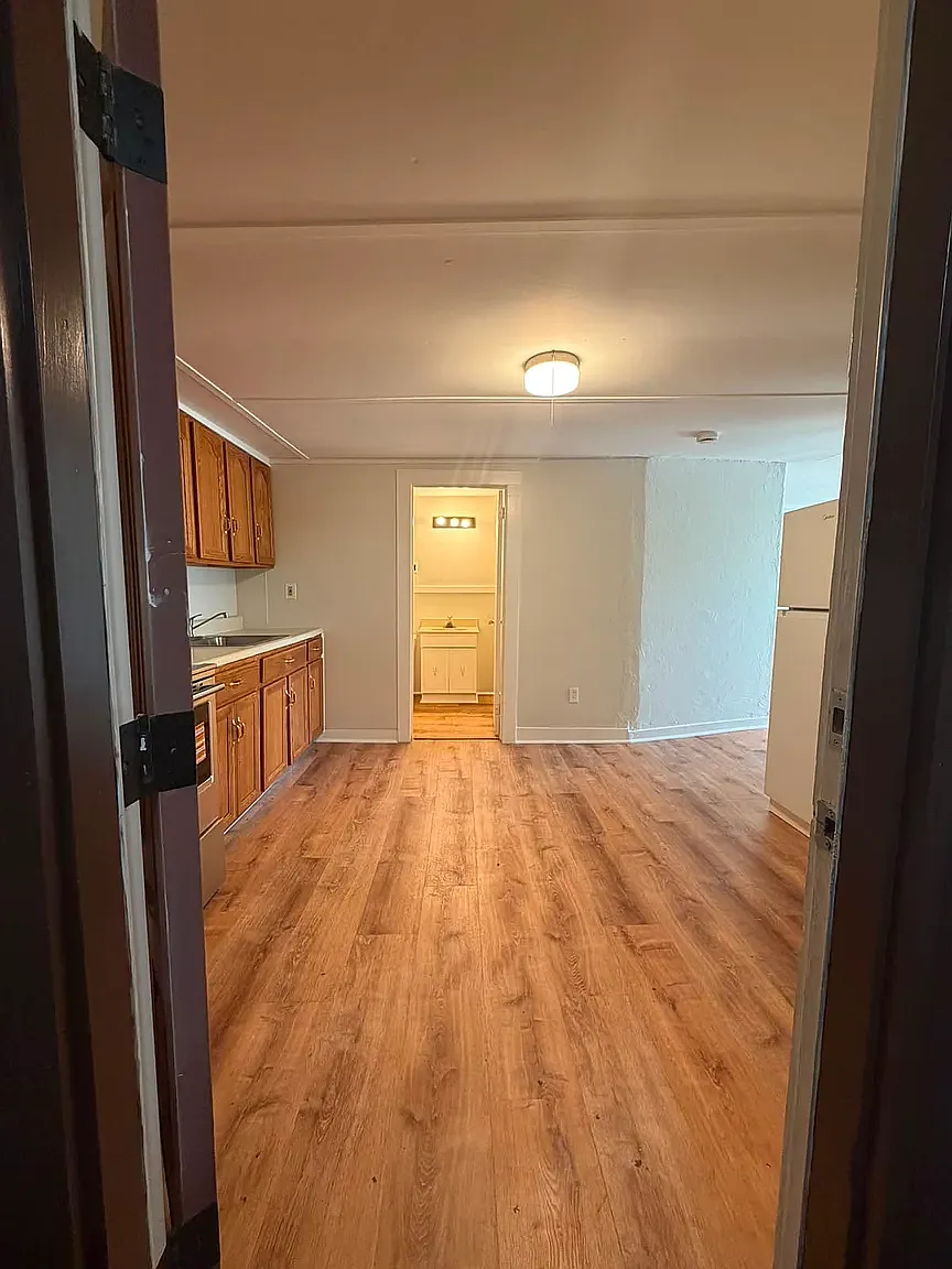 1 bed, 647 sqft, $1,600 — Photo 3