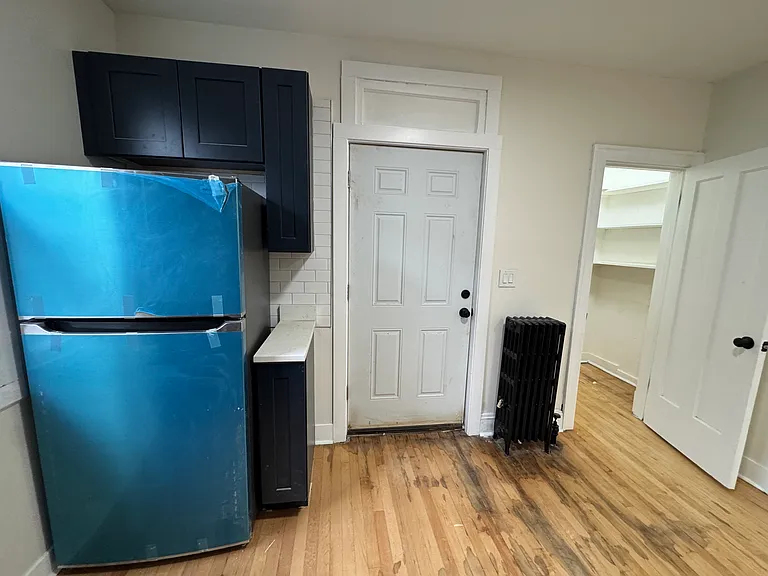 5019 W Saint Paul Ave #1N — Photo 8