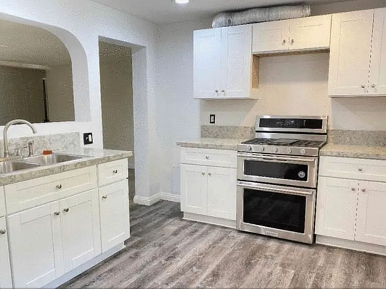 4012 E La Veta Ave #1 — Photo 3