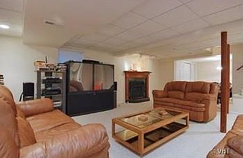 2nd image of 890 S Kerry Ct