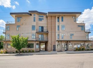 2900 W 44th Ave #201, Denver, CO 80211