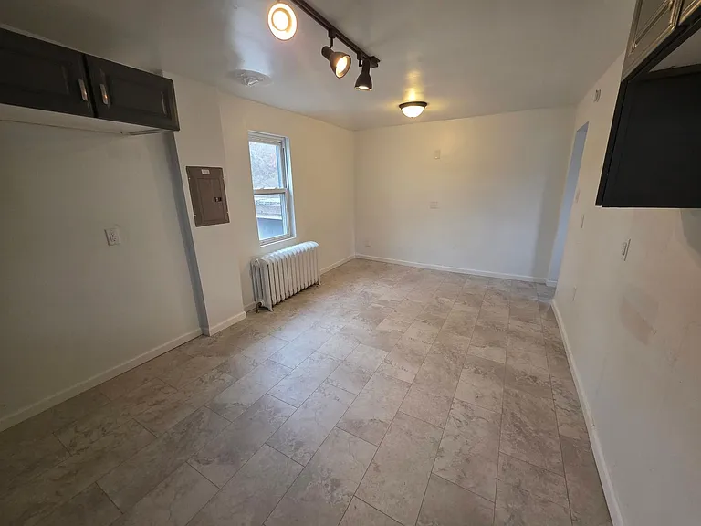 165-167 State Street (Diamond Protection Plan) — Photo 6