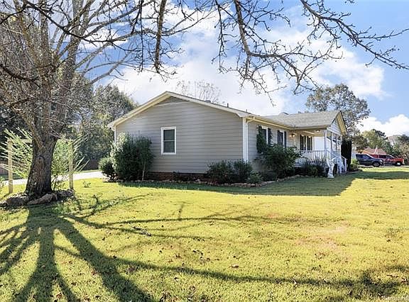 5th image of 7945 Lynda Dr