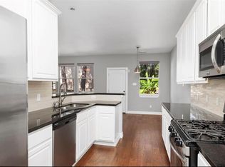 11 Blue Creek Pl, Spring, TX 77382